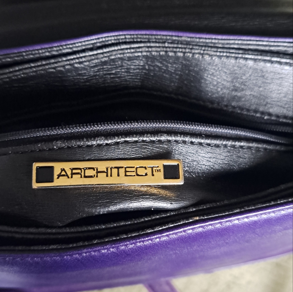 Crossbody Bag (Architect) Immaculate 👜👛 - Picture 2 of 9